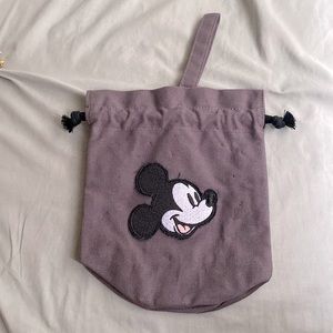 Disney pin pouch